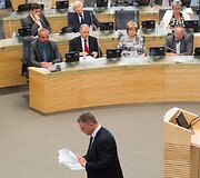 Seime &ndash; interpeliacija ministrui Vyteniui Andriukaičiui
