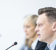 TS-LKD spaudos konferenciją apie okupacinių režimų palikimo pertvarką Vilniuje: pirmieji turi griūti &bdquo;Maskvos namai&ldquo;