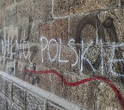Po tiltu užra&scaron;as &bdquo;Polskie Wilno&ldquo;