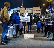 Žmogaus teisių gynėjai ir aktyvistai surengė protestą prie&scaron; deportaciją