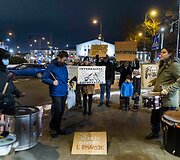 Žmogaus teisių gynėjai ir aktyvistai surengė protestą prie&scaron; deportaciją