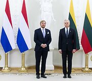 Nyderlandų karalius Willemas Alexanderis, Gitanas Nausėda