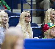 Edita Lavrinovič, Ado Ju&scaron;kevičiaus draugė Simona ir Lino Kleizos draugė Agneta Karalevičiūtė