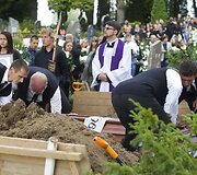 Biržuose kulkos pakirstas septyniolikametis i&scaron;lydimas į amžinojo poilsio vietą