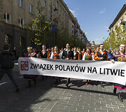 Vilniaus gatvėmis žygiavo tūkstančiai Pasaulio lenkų dienos dalyvių