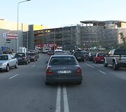 Ketvirtadienio vakarą vilniečiams ir miesto svečiams duris atvėrė naujas prekybos ir pramogų centras &bdquo;Ozas&ldquo;.