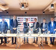 &bdquo;LTG Link&ldquo; naujų elektrinių ir elektrinių&ndash;baterinių traukinių vie&scaron;ojo pirkimo sutarties pasira&scaron;ymas