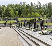 Medininkų žudynių pagerbimo ceremonija Antakalnio kapinėse