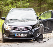 Vilniaus Pilaitės rajone susidūrė automobiliai, yra nukentėjusių