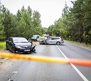 Vilniaus Pilaitės rajone susidūrė automobiliai, yra nukentėjusių