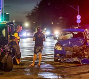 Prie Žaliojo tilto susidūrė &bdquo;&Scaron;koda&ldquo; ir prabangus &bdquo;Mercedes&ldquo; automobilis