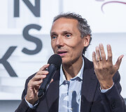 &bdquo;Open books&ldquo; festivalyje &ndash; naujovės ir R.Kmitai įteikta premija
