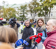 Pareigūnai protestavo prie LR Vyriausybės