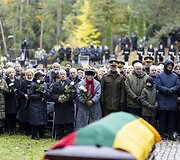Pulkininko J. Vitkaus-Kazimieraičio laidotuvių ceremonija