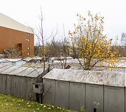 Vilniuje, Kernavės g. nukėlinėjami metaliniai garažai