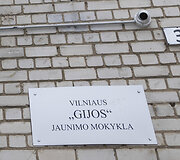 Dvi ugdymo įstaigos viename pastate Vilniaus Kauno gatvėje