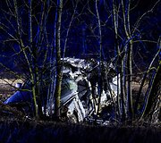 Policijos stabdomas BMW nestojo &ndash; nulėkė nuo kelio ir trenkėsi į medį: žuvo jaunas vairuotojas