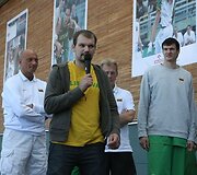 Lietuvos vyrų krep&scaron;inio rinktinės fotografo Tomo Tumalovičiaus parodos atidaryme dalyvavo ne tik rinktinės sirgaliai, tačiau ir patys krep&scaron;ininkai.
