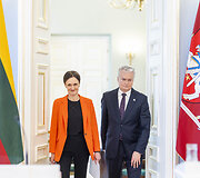 Viktorija Čmilytė-Nielsen, Gitanas Nausėda
