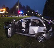 Vilniaus pakra&scaron;tyje, Liepkalnio gatvėje apvirto automobilis &bdquo;Rover&ldquo;.