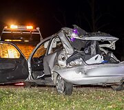 Vilniaus pakra&scaron;tyje, Liepkalnio gatvėje apvirto automobilis &bdquo;Rover&ldquo;.