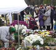 Visų &Scaron;ventųjų diena Vilniaus kapinėse.