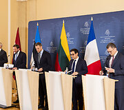 Gabrieliaus Landsbergio, Estijos, Latvijos, Prancūzijos bei Ukrainos ministrų spaudos konferencija