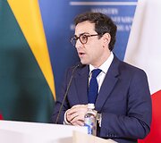 Stefanas Sežurnė