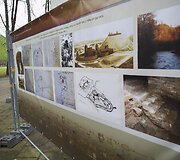 Vilniaus pilių teritorijos ir įvairių Lietuvos istorijos laikotarpių vaizdai ant &bdquo;Rotondos&ldquo; tvoros.