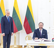 Gitanas Nausėda, Kronprincas Haakonas