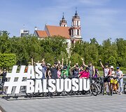 Laisvės partija i&scaron;bando Vilniaus dviračių takus