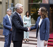 Gitanas Nausėda, Viktorija Čmilytė-Nielsen