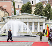 Pilypas VI, Gitanas Nausėda