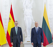 Pilypas VI, Gitanas Nausėda