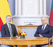 Pilypas VI, Gitanas Nausėda