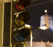 Neveikiantis &scaron;viesoforas Vilniuje prie Mindaugo tilto