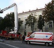 Ugniagesių pratybos penktadienio rytą Vilniaus centre sukėlė nerimo sostinės gyventojams.
