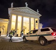 Kita Naujųjų metų sutikimo pusė.