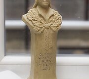 Skulptorius Jonas Vasilevičius sukūrė kelias Rūtos Meilutytės skulptūras.