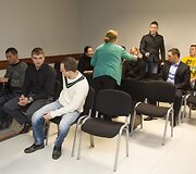 Kikbokso čempiono ir jo draugų teismas
