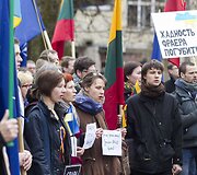 Prie Rusijos ambasados mitingas prie&scaron; Rusijos agresiją.