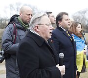 Prie Rusijos ambasados mitingas prie&scaron; Rusijos agresiją.