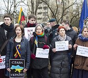Prie Rusijos ambasados mitingas prie&scaron; Rusijos agresiją.
