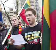 Prie Rusijos ambasados mitingas prie&scaron; Rusijos agresiją.