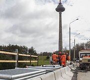 Tvarkomas viadukas Karolini&scaron;kėse.