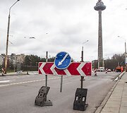 Tvarkomas viadukas Karolini&scaron;kėse.