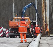 Tvarkomas viadukas Karolini&scaron;kėse.