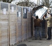 Kompostavimo dėžės Salininkų gyventojams atiteko nemokamai.