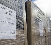 Kompostavimo dėžės Salininkų gyventojams atiteko nemokamai.