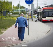 Vingiuojant sostinės dviračių takais...